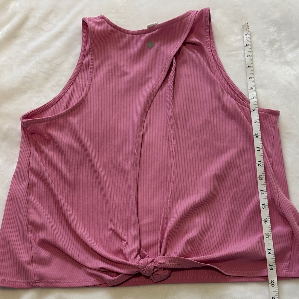 Yogalicious Pink Ribbed Tank Top - Picture 3 of 4